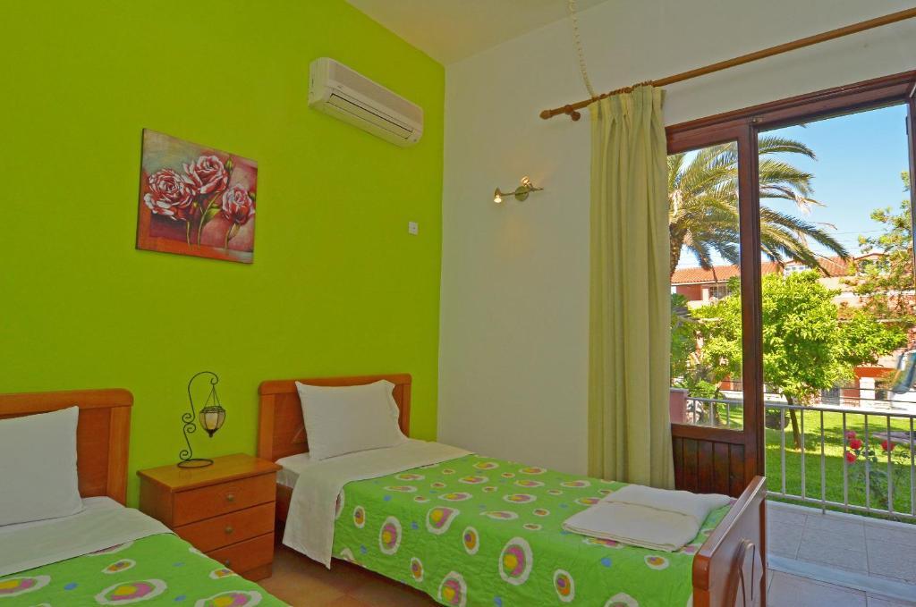 Othonas Apartments Sidárion Habitación foto